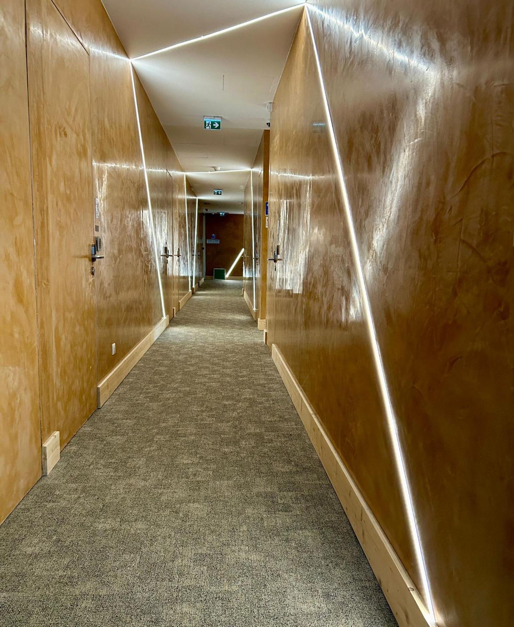 Le B Complexe Hotel Lozanne Exterior photo